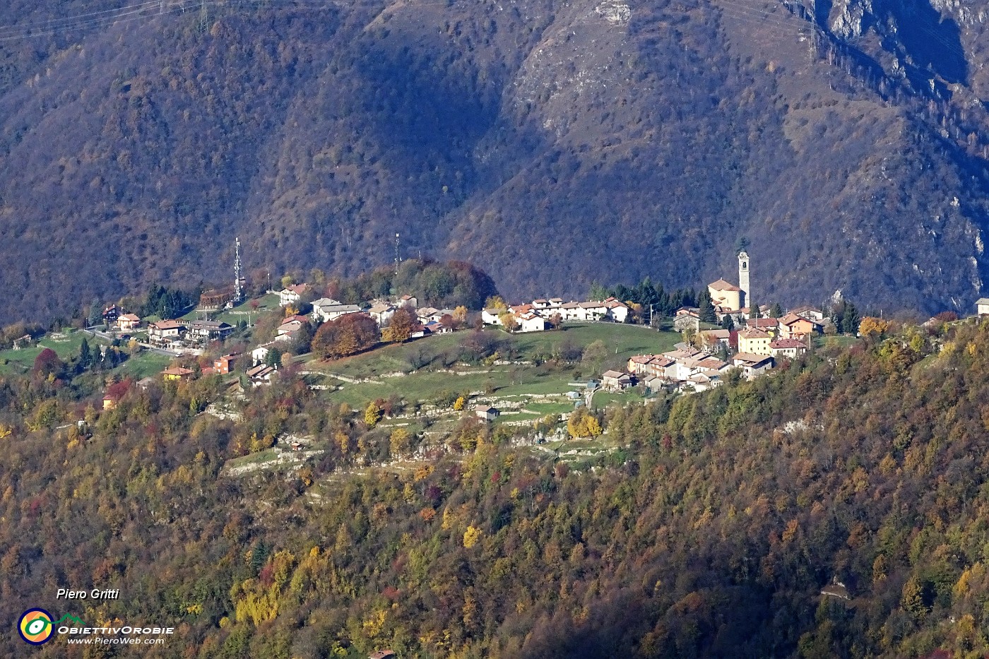 13 Zoom su Somendenna (Frz. di Zogno).JPG